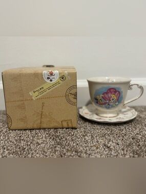 Alice in wonderland Disney world tea party cup and saucer plate set in box